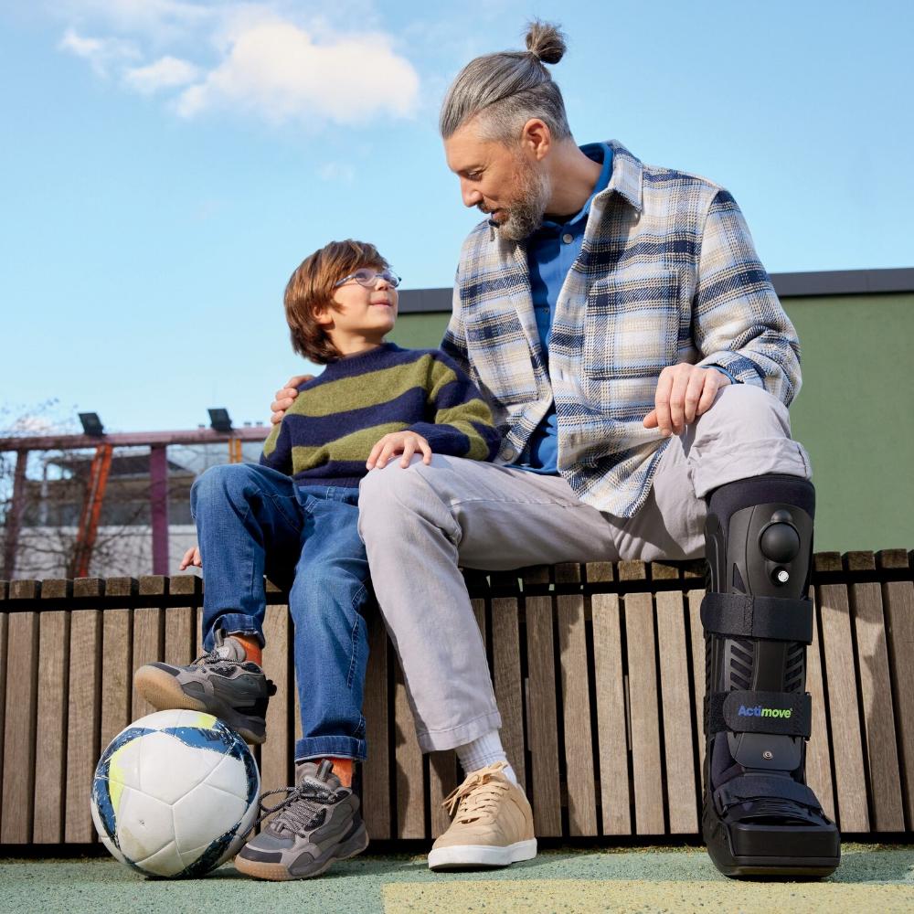 Actimove Walker Boot High Closed Shell Air